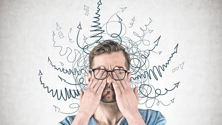 17753951245946296830754116996230 Pessoas Que Pensam Demais Sofrem Mais? A Psicologia Explica o Perigo do Overthinking